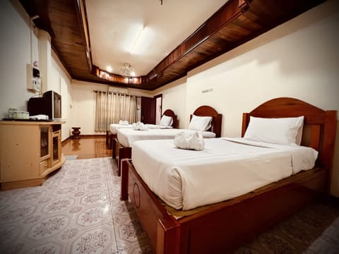 Panoramic Triple Room, 1 Bedroom, Balcony, Mountain View | Blackout drapes, free WiFi, bed sheets