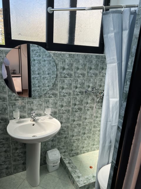 Double Room, Sea View | Bathroom