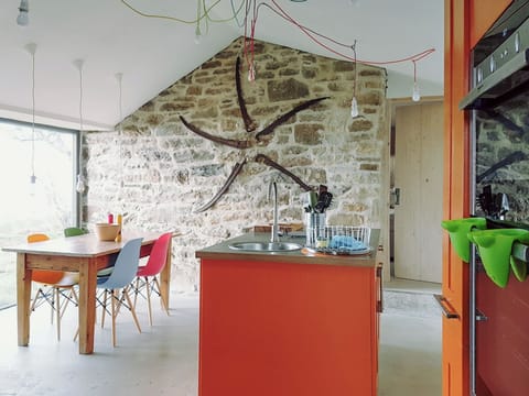 Kitchen/diner | Stone Cottage, Elgol, Isle of Skye