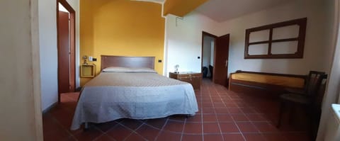 Classic Room | Individually furnished, free WiFi