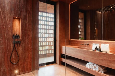 Family Penthouse | Bathroom | Eco-friendly toiletries, hair dryer, bathrobes, slippers