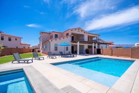 SPLASH and PLAY all day in this magnificent private pool