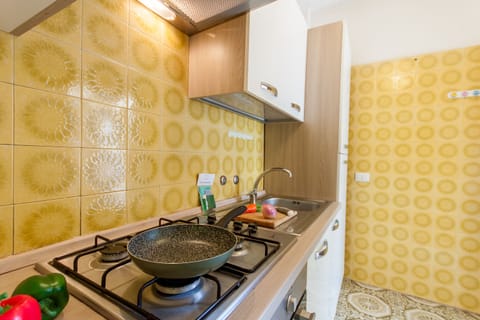 Family Apartment, 1 Bedroom (Baia Degli Dei Bilo Close To Taormina) | Private kitchen | Fridge, oven, stovetop, cookware/dishes/utensils