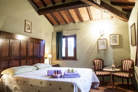 Double Room | Frette Italian sheets, premium bedding, memory foam beds