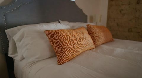 Basic Room | 1 bedroom, down comforters, free WiFi, bed sheets