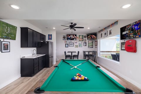 Stream Multiple Games