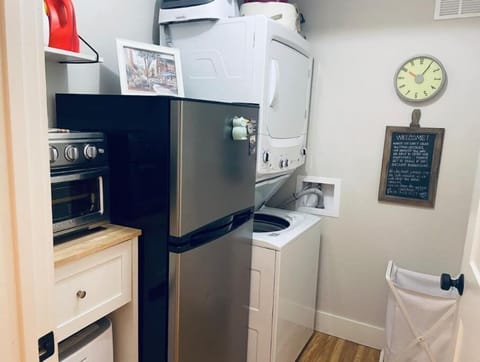 Refrigerator
Washer and Dryer