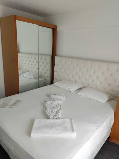 Standard Double Room | Hypo-allergenic bedding, free minibar items, bed sheets