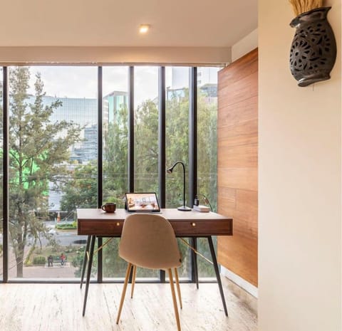 Furnishings, decor and amenities may slightly vary.