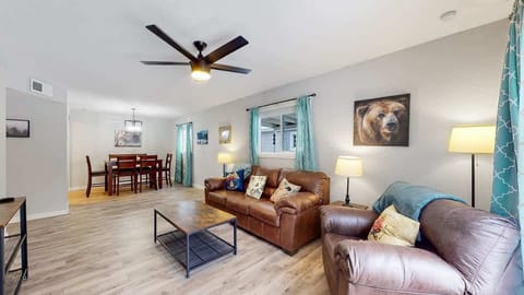 Versatile living and dining space that can be easily adapted to your needs.