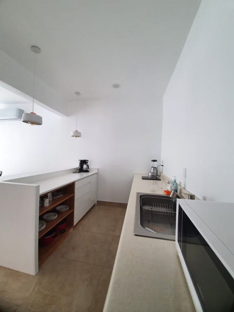 Apartment | Private kitchen | Rice cooker, blender, cookware/dishes/utensils, freezer