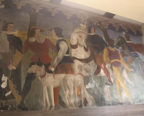 Desk, laptop workspace, free WiFi