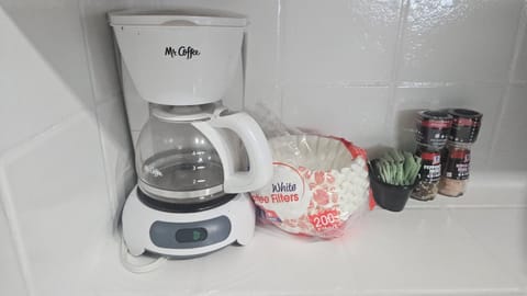 KITCHEN STOCKED WITH ALL THE BASICS
