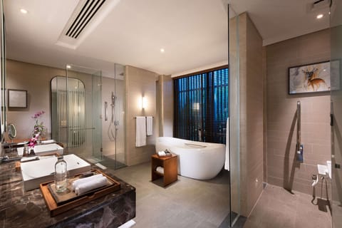 Room, 1 King Bed, Accessible | Bathroom | Separate tub and shower, deep soaking tub, rainfall showerhead
