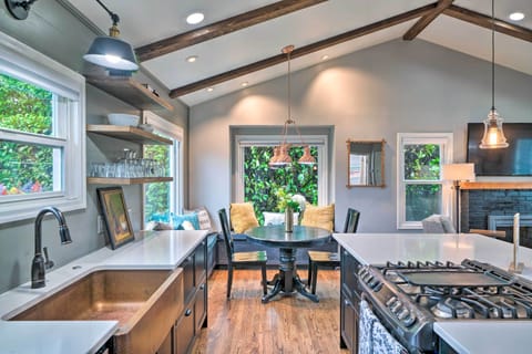 Cottage (4 Bedrooms) | Interior