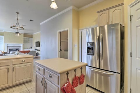 Villa (4 Bedrooms) | Private kitchen | Microwave, oven, stovetop, dishwasher