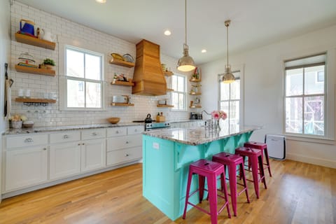 House (5 Bedrooms) | Front of property