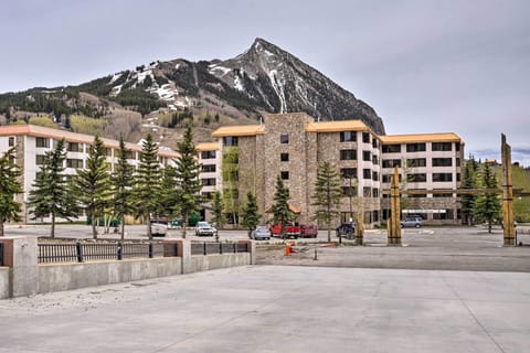 Apartment (0 Bedroom) | Interior