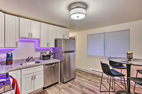 Apartment (2 Bedrooms) | Private kitchen | Microwave, oven, stovetop, dishwasher