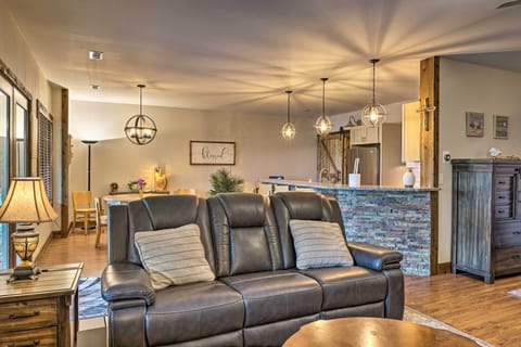 Apartment (1 Bedroom) | Interior