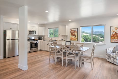 Dining Area -Stampede Loft - Dining Area, Open Floor Plan Upon Entry