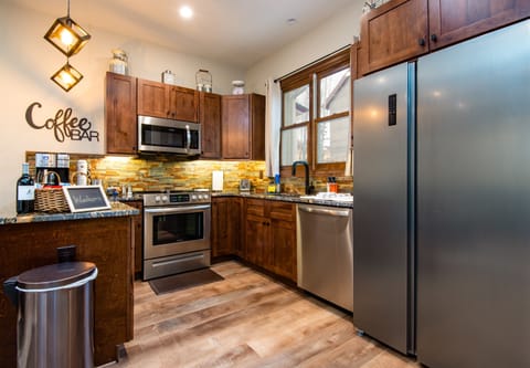 The kitchen is perfectly set up to provide everything you need to cook during your stay