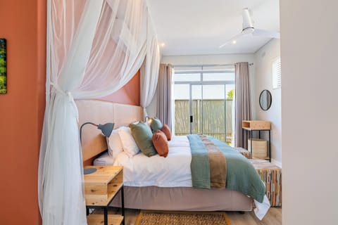 Luxury Townhome | Premium bedding, memory foam beds, in-room safe, desk