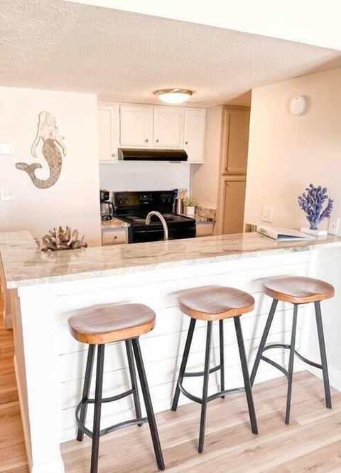 e8743407-3bc5-4e2a-96cc-47105fa7f99f