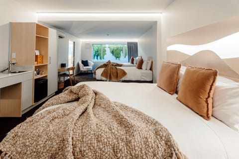 Family Room | Egyptian cotton sheets, premium bedding, Tempur-Pedic beds, desk