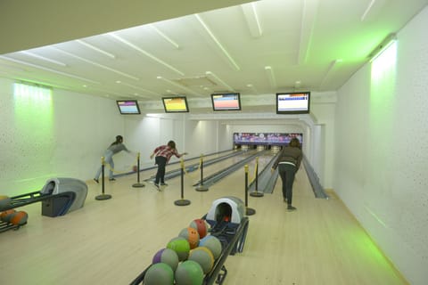 Bowling