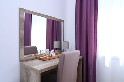 Classic Double Room, 1 Double Bed | Desk, laptop workspace, blackout drapes, iron/ironing board