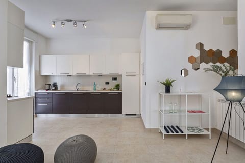 Basic Apartment | Private kitchen | Full-size fridge, oven, stovetop, dishwasher