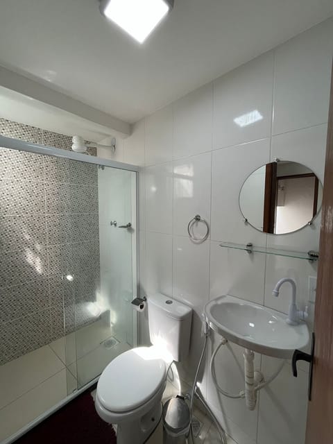 Superior Triple Room | Bathroom | Shower, hair dryer, bidet, towels