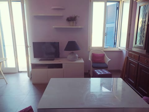 Apartment, 2 Bedrooms, Smoking, Balcony | Living area