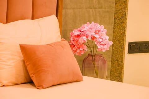 Luxury Villa | In-room safe, iron/ironing board, free WiFi