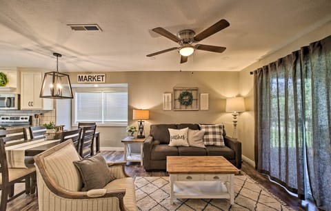 Apartment (2 Bedrooms) | Front of property