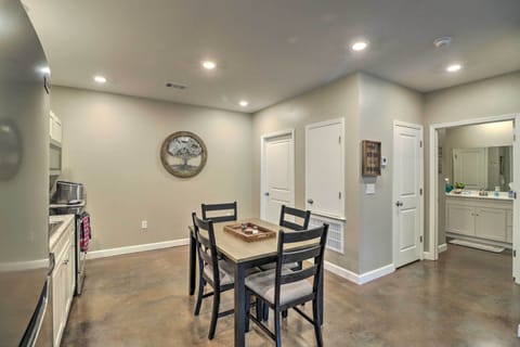 Apartment (1 Bedroom) | Interior