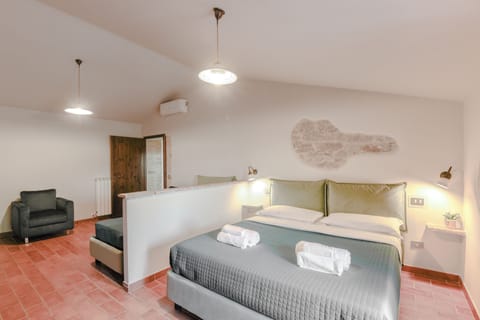 Panoramic Condo, Non Smoking, Valley View | Premium bedding, down comforters, individually decorated