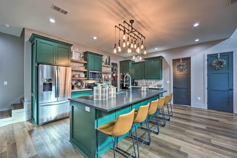 House (Multiple Bedrooms) | Interior