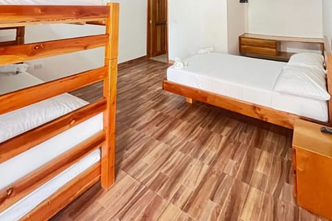 Standard Quadruple Room | Free WiFi, bed sheets