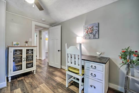 Cottage (2 Bedrooms) | Interior