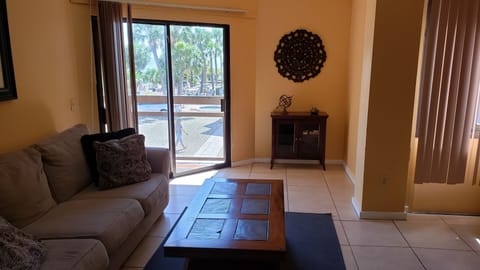 Two Bedroom, Two Bathroom Townhome | Iron/ironing board, free WiFi, bed sheets