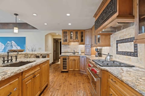 1682614933243-1697-19