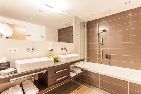 Family Room, 2 Bedrooms, Balcony, River View | Deep soaking bathtub