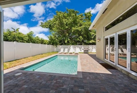 Villa | 3 bedrooms, Internet