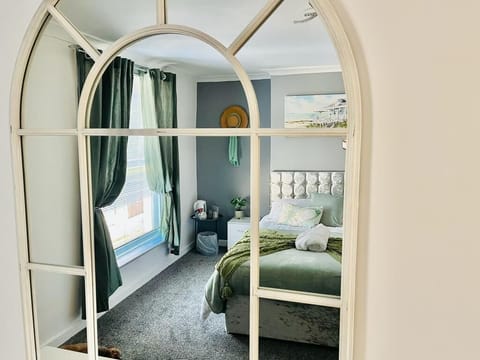 Deluxe Double Room, Shared Bathroom