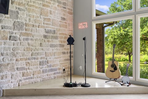 Be and superstar and enjoy our private karaoke haven!