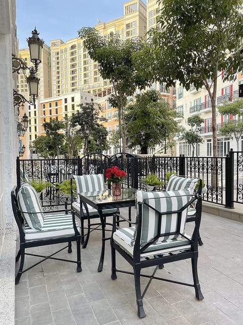 Studio Apartment | Terrace/patio