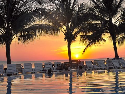 Outdoor pool, sun loungers