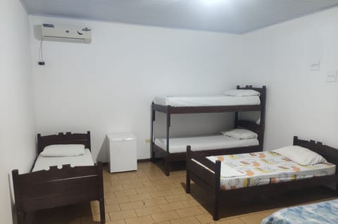 Family Quadruple Room | Free WiFi, bed sheets